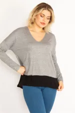 Kadın Gri Etek Ucu Garnili V Yakalı Bluz 65N34636