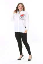 Kadın Büyük Beden Beyaz Ön Düğmeli Arkası Baskılı Gömlek 65N38021