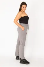 Kadın Gri Beli Lastik Ve Kuşgözü Kaytan Detaylı Cepli Spor Pantolon 65N29152