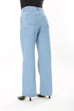 Kadın Büyük Beden Mavi Yırtık Detaylı Yüksek Bel Kot Pantolon 65N38076