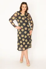 KADIN SİYAH KOLLARI TÜL BEDENİ ASTARLI KUŞAK BAĞLAMALI ÖNÜ AÇIK ANVELOP ELBİSE