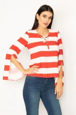 KADIN KIRMIZI YAKASI KUŞGÖZLÜ BAĞCIK DETAYLI KOL YIRTMAÇLI ÇİZGİLİ BLUZ