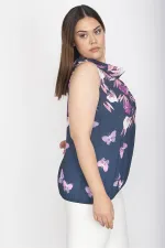 Kadın Lacivert Çiçek Desenli Kolsuz Bluz 65N33417