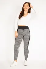 Kadın Gri Yan Şerit Detaylı Sporcu Tayt Pantolon 65N34863