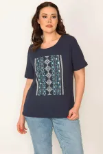 KADIN LACİVERT LAME BASKILI BİSİKLET YAKALI KISA KOLLU BLUZ