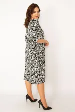 Kadın Siyah V Yaka Bel Ve Kol Ağzı Gipe Lastikli Cepli Rahat Kesim Elbise 65N33461