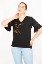 Kadın Kemik Büyük Beden Önü Nakış Ve Kolları Dantel Detaylı V Yaka Bluz