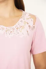 Kadın Büyük Beden Beyaz Pamuk Kumaş Dantel Detaylı Bluz 65N36937