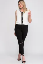 Kadın Siyah Yırtık Detaylı Denim Pantolon 65N19016