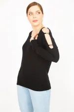 Kadın Siyah Büyük Beden Omuz Dekolteli Bluz