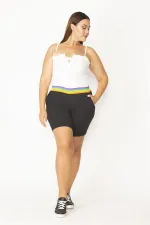 Kadın Büyük Beden Siyah Pamuklu Kumaş Beli Renkli Lastikli Cepli Şort 65N36780