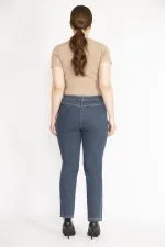 Kadın Büyük Beden Lacivert Ön Cepli Likralı Kot Pantolon 65N36986