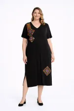 Kadın Büyük Beden Siyah, Nakış Rahat Kesim Elbise 65N39442