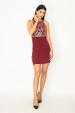 KADIN BORDO TAŞ DETAYLI HALTER YAKA ABİYE ELBİSE