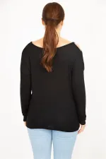 Kadın Siyah Büyük Beden Omuz Dekolteli Bluz