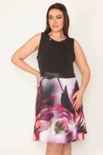 ROBE FEMME À MOTIF FLORAL AVEC COL NOIR