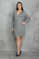 Kadın Büyük Beden Gri Ekose Desenli Bel Detaylı Anvelop Astarlı Elbise 65N37446