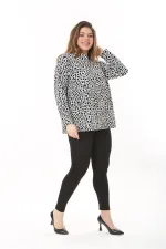 Kadın Büyük Beden Siyah Sıfır Yaka Yan Yırtmaçlı Uzun Kollu Tunik 65N37502