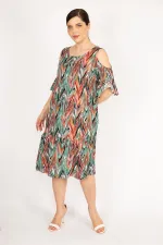 Kadın Fujya Büyük Beden Omuz Dekolteli Dokuma Viskon Kumaş Yan Cepli Elbise