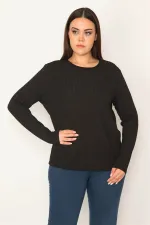 KADIN SİYAH BİSİKLET YAKA KENDİNDEN KABARTMA DESENLİ BLUZ