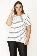 Kadın Beyaz Büyük Beden Pamuklu Kumaş Marin Desenli Bisiklet Yaka Kısa Kollu Bluz 65N35769