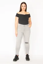 Kadın Gri Likralı Kot Yırtık Detaylı 5 Cepli Skınny Pantolon 65N29525