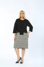 KADIN SİYAH ETEK KISMI EKOSE DESENLİ CEPLİ ELBİSE