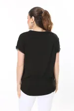 Kadın Büyük Beden Beyaz Nakış Detaylı Yaka Ve Kol Ağzı Kopenaki Dantelli V Yakalı Bluz 65N37676