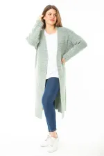 Kadın Büyük Beden Yeşil Yırtmaçlı Kalın Triko Uzun Hırka 65N37140