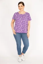 Kadın Lila Büyük Beden Pamuklu Kumaş Kısa Kollu Desenli Bluz