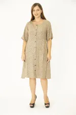 Kadın Büyük Beden Lacivert Dokuma Viskon Kumaş Ön Düğmeli Cepli Elbise 65N36785