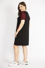 Kadın Siyah Büyük Beden Kol Ve Cepleri Desenli Tül Detaylı V Yakalı Elbise