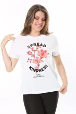 Kadın Büyük Beden Beyaz Pamuklu Kumaş Ön Baskılı Kısa Kollu Bluz 65N37854