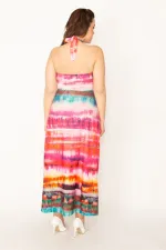 ROBE POUR FEMME BRODÉE DE PIERRES COLORÉES AVEC CRAVATE