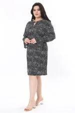 Kadın Siyah Yaka Detaylı Kol Ağzı Lastikli Uzun Kollu Elbise 65N37943