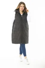 Kadın Büyük Beden Haki Ön Dermuarlı Kapşonlu Kapitone Astarlı Uzun Mont 65N37107