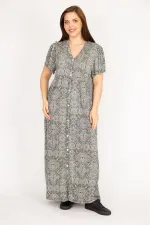 Kadın Siyah Büyük Beden Ön Boy Düğmeli Cepli Uzun Elbise