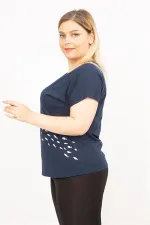 Kadın Lacivert Büyük Beden Pamuklu Kumaş Ön Desenli Bluz 65N35767