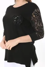 Kadın Büyük Beden Siyah Göğsü Aplike İşli Kolları Dantel Bluz 65N37690