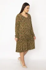 Kadın Desenli Yaka Ribanalı Eteği Katlı Elbise 65N29518