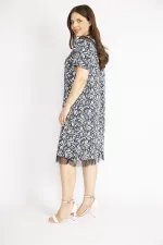 Kadın Lacivert Büyük Beden Yaka Ve Etek Ucu Tül Detaylı Yakası Lastikli Elbise