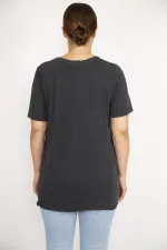 Kadın Büyük Beden Füme Pamuklu Kumaş Ön Baskılı Bisiklet Yakalı Bluz