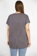 Kadın Füme Büyük Beden Lazer Kesim Ve Lak Baskı Detaylı Düşük Kollu Rahat Kesim Bluz