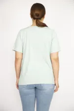 Kadın Yeşil Büyük Beden Pamuk Kumaş Ön Baskılı Kısa Kollu Bluz