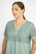 Kadın Yeşil Büyük Beden Dantel Detaylı V Yakalı Tunik