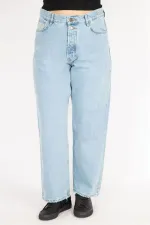 Kadın Mavi Büyük Beden Yıkama Efektli Yüksek Bel Ön Düğmeli Kot Pantolon