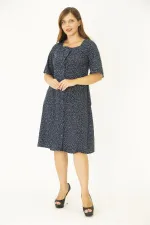 Kadın Büyük Beden Lacivert Dokuma Viskon Kumaş Ön Düğmeli Cepli Elbise 65N36785