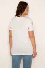 KADIN BEYAZ V YAKALI NAKIŞ DETAYLI BLUZ