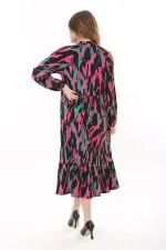 Kadın Büyük Beden Renkli V Yakalı Bürümcük Kumaş Uzun Kollu Katlı Elbise 65N37621