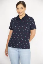 Kadın Lacivert Büyük Beden Pamuk Kumaş Marin Desen Polo Yakalı Kısa Kollu Bluz